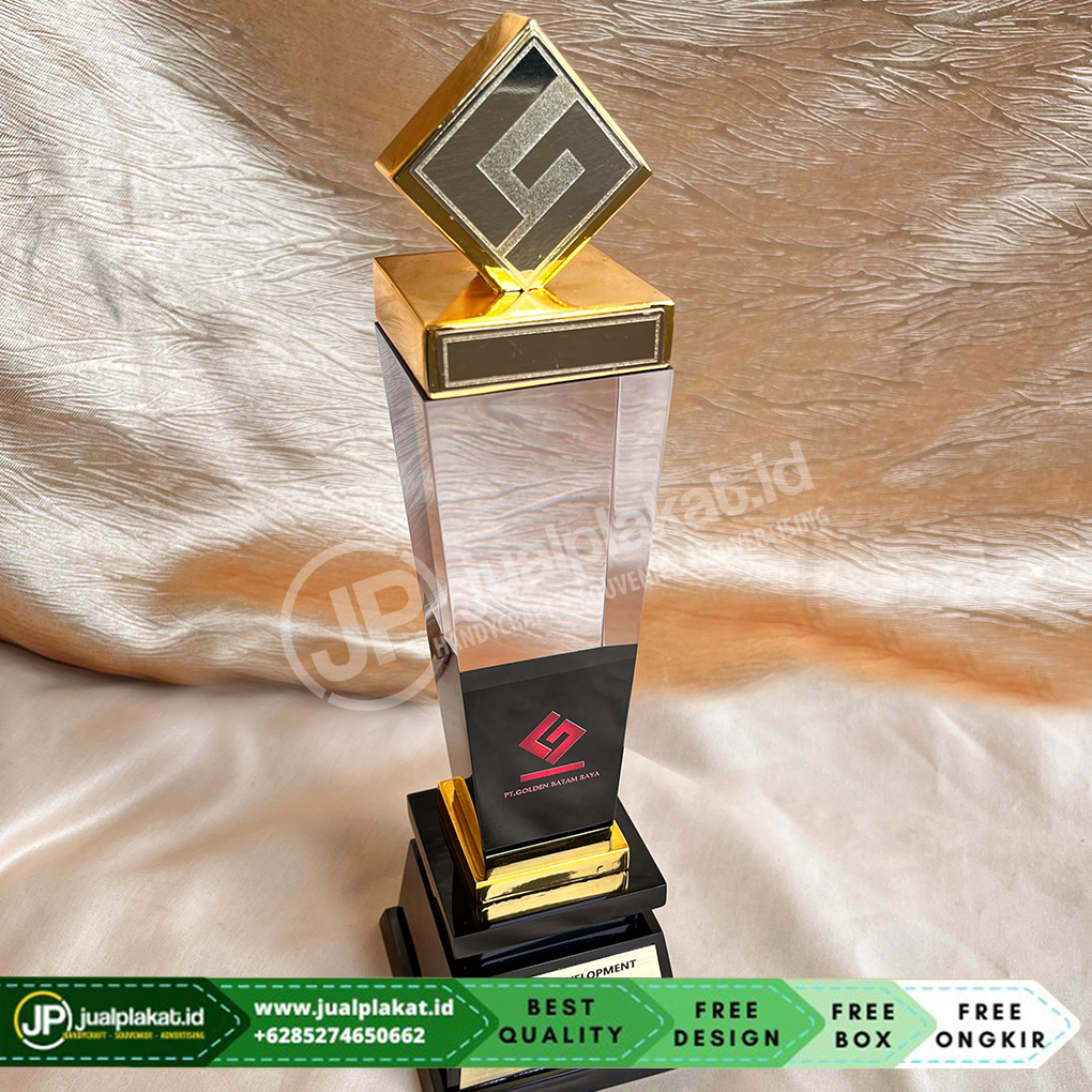 Trophy Business Development Awards Golden Batam Raya Poster