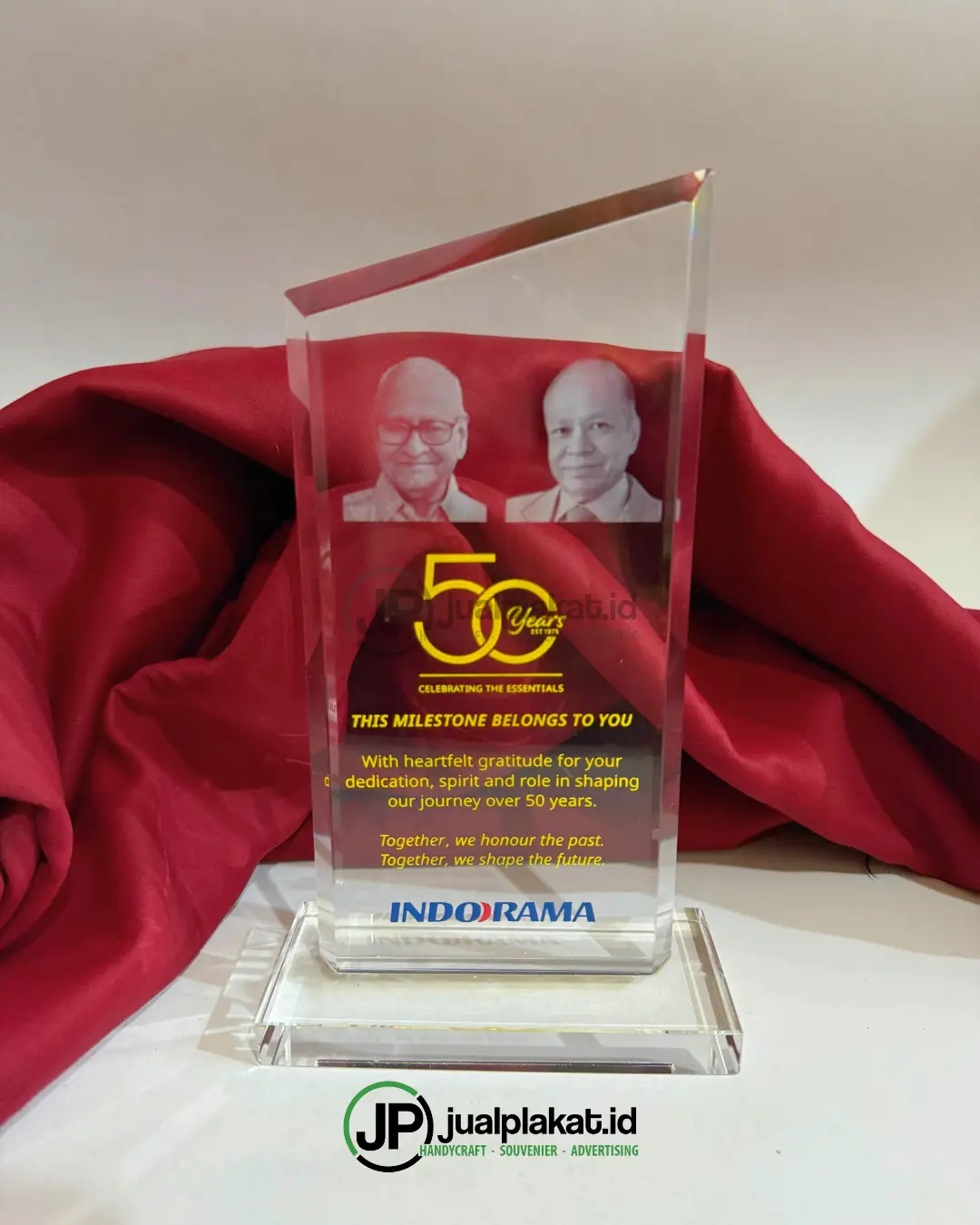 Plakat Akrilik Anniversary Perusahaan