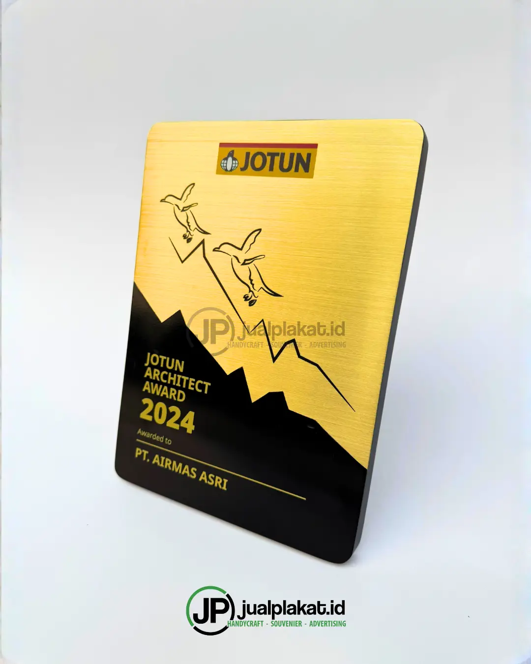 Plakat Kayu Plat Kuningan Award