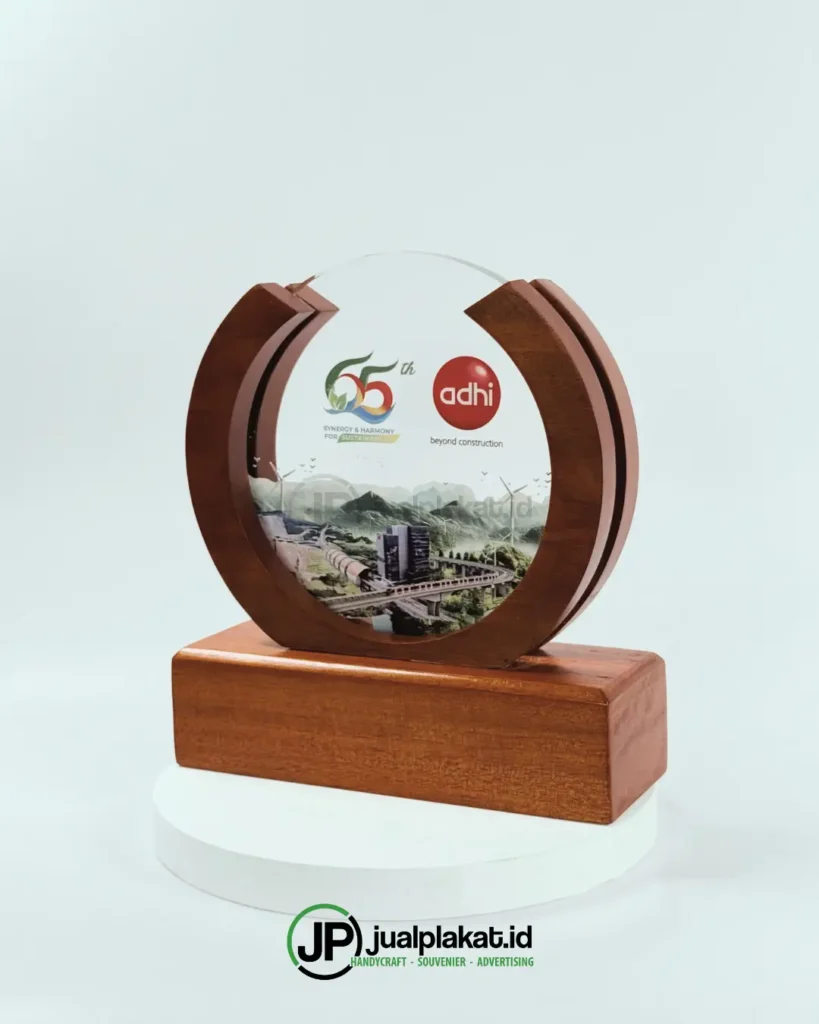 plakat-kayu-kombinasi