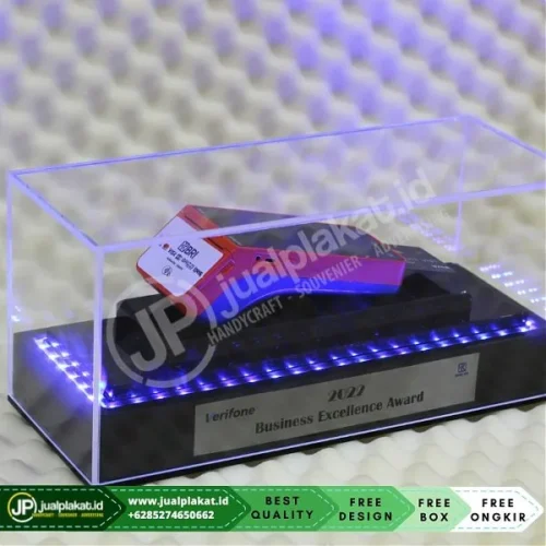 Plakat Penghargaaan Business Excellene Award