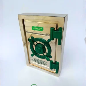 Plakat Resin Brangkas Veeam Partner Excellence Awards 2025