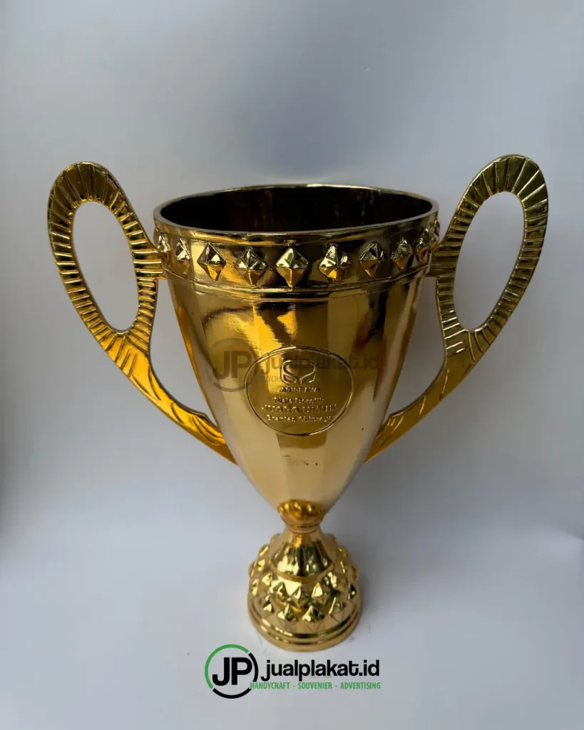 Trophy Logam Kejuaraan Piala Bergilir