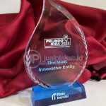 Plakat Akrilik Custom Premium – Desain Eksklusif