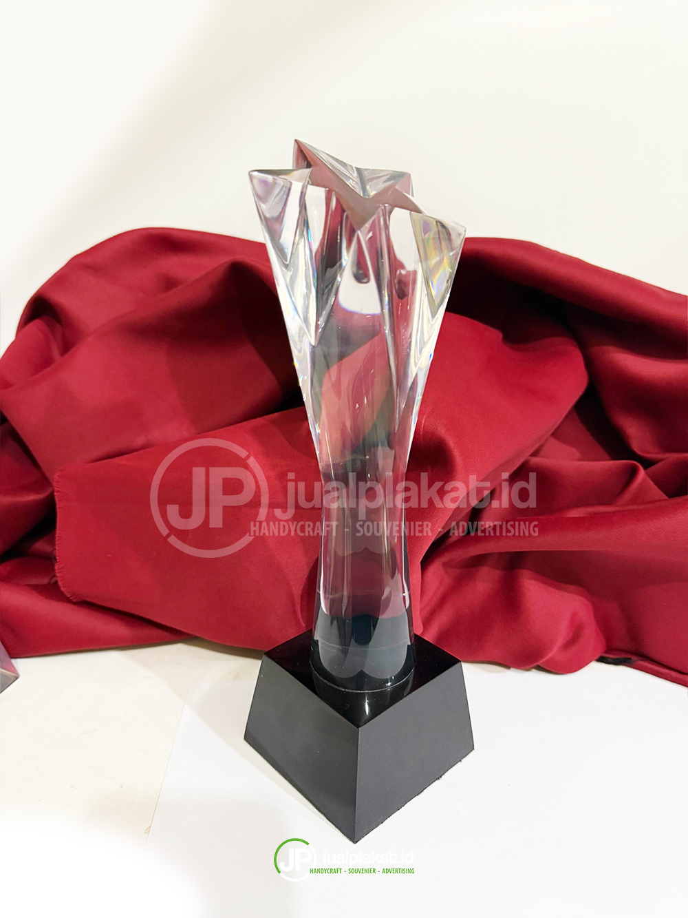 Trophy Resin Fiber Premium "Rising Star" Edition