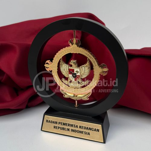 Plakat Eksklusif Kayu - Badan Pemeriksa Keuangan (BPK) RI