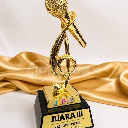 a Trophy Musik Melodi & Mikrofon Eksklusif - Timah Sepuh Emas