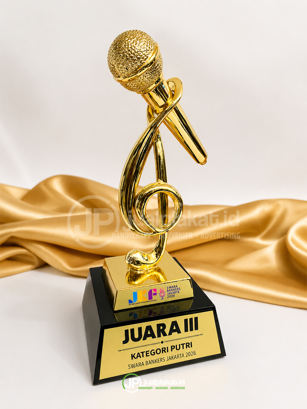 Trophy Musik Melodi & Mikrofon Eksklusif - Timah Sepuh Emas