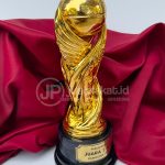 Piala Bergilir Basket Premium – Timah Sepuh Emas Custom