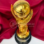 Piala Bergilir Basket Premium – Timah Sepuh Emas Custom