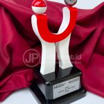Plakat / Trophy Custom Resin Fiber 3D Premium – Desain Eksklusif & Modern