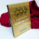 Plakat Kuningan Sepuh Emas Premium 3D Custom Logo “BTL”