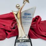 Trophy Timah Eksklusif Silver Star – Custom Desain Penghargaan & Kejuaraan