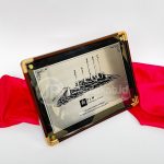 Plakat PLN Premium Kayu & Plat Stainless Custom – Award & Souvenir BUMN