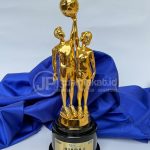 Trophy Basket Eksklusif Bahan Timah Sepuh emas(Brilian Sportartcular)