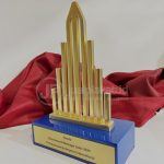 Plakat Metal Kuningan Custom – Model Landmark Paramount Petals / PT Paramount Enterprise International